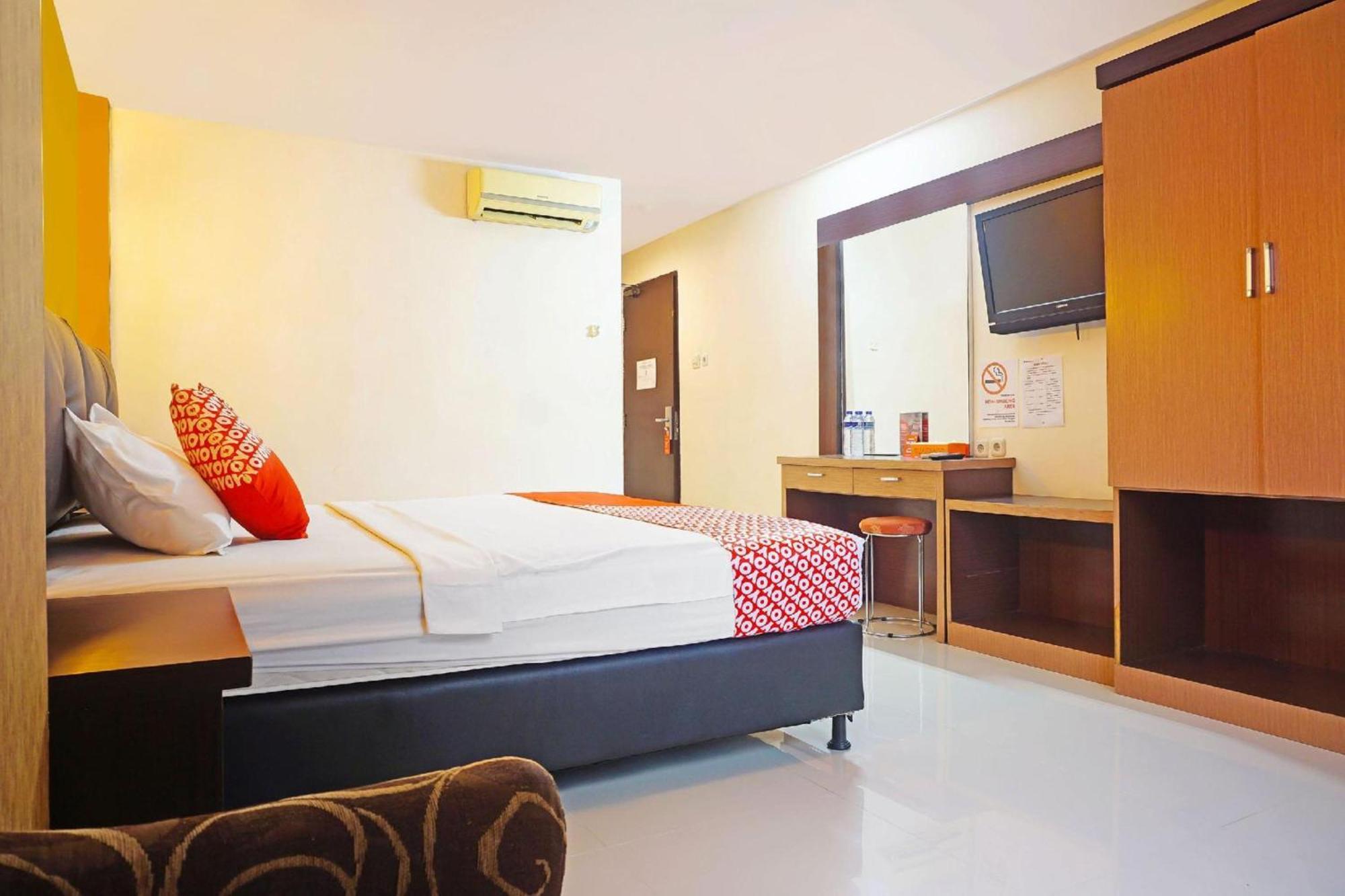Collection O Losari Near Pantai Losari Formerly Hotel Grand Populer Macasar Exterior foto